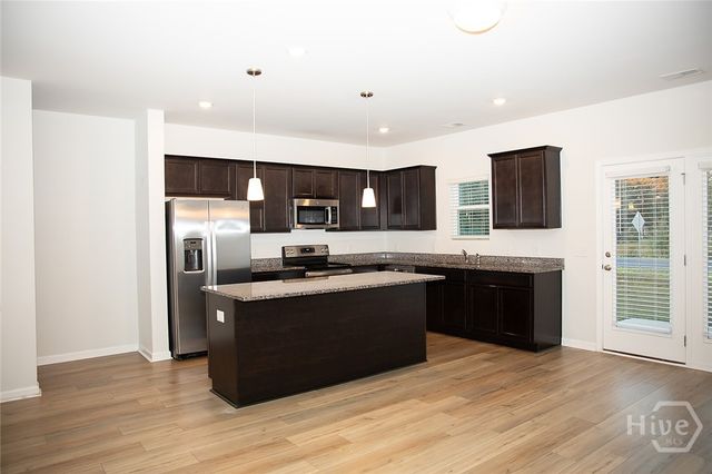 112 Bradley Drive, Springfield, GA 31329