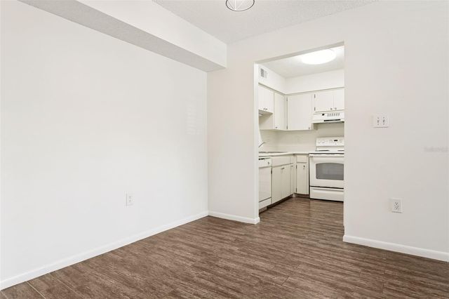 2690 CORAL LANDINGS BOULEVARD 622, Palm Harbor, FL 34684