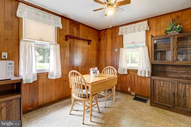 1011 MOUNT JOY RD, Manheim, PA 17545