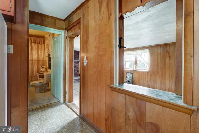 1011 MOUNT JOY RD, Manheim, PA 17545