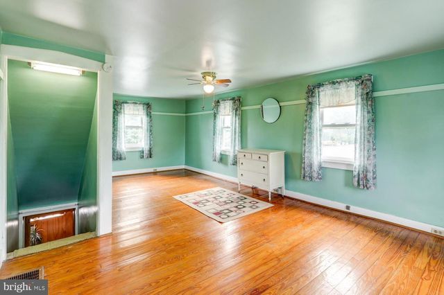 1011 MOUNT JOY RD, Manheim, PA 17545