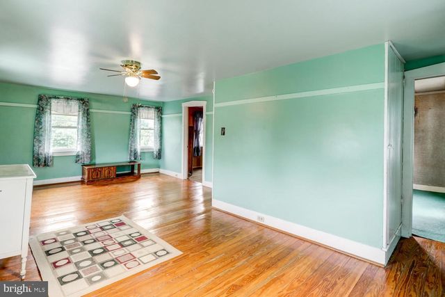 1011 MOUNT JOY RD, Manheim, PA 17545