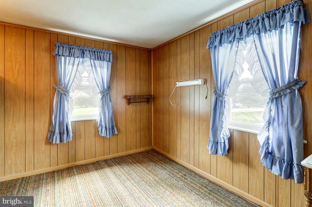 1011 MOUNT JOY RD, Manheim, PA 17545