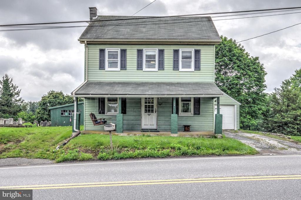 1011 MOUNT JOY RD, Manheim, PA 17545