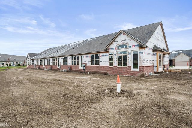 48832 Birmingham Drive, Chesterfield, MI 48047