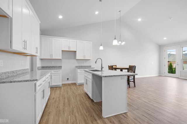 48832 Birmingham Drive, Chesterfield, MI 48047