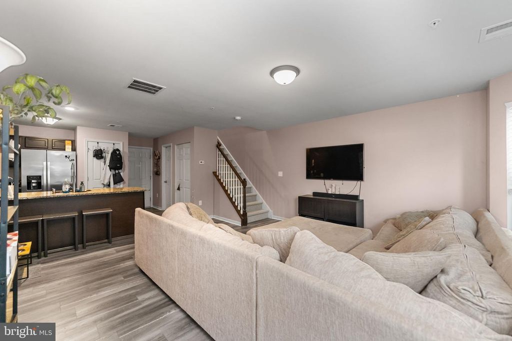 3016-#M126 L DAVENPORT WAY #M126 L, PENNSBURG, PA 18073 — photo 3