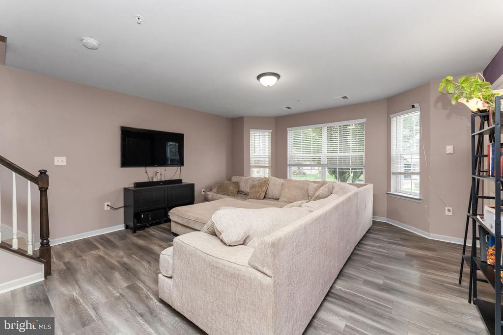 3016-#M126 L DAVENPORT WAY #M126 L, PENNSBURG, PA 18073 — photo 4