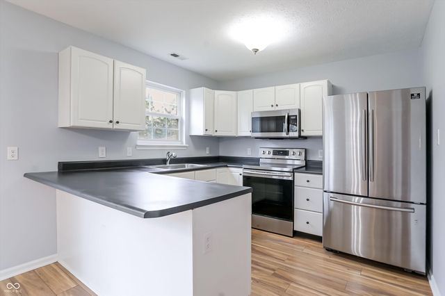 14904 Oak Road, Carmel, IN 46033
