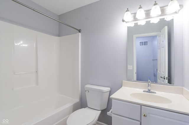 14904 Oak Road, Carmel, IN 46033