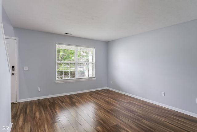 14904 Oak Road, Carmel, IN 46033