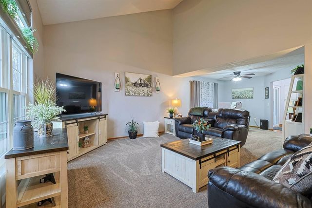 6745 Oakwood Lane 6745 Oakwood Lane, Huber Heights, OH 45424