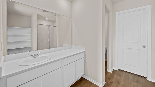 386 Pleasant Colony Drive, Waxahachie, TX 75165