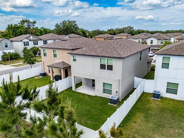 4712 RON EDDIE, Tampa, FL 33619
