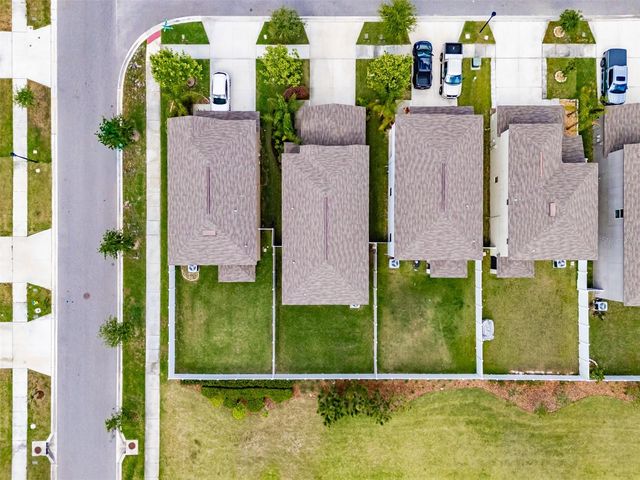 4712 RON EDDIE, Tampa, FL 33619