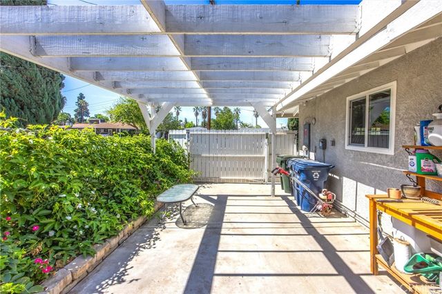 919 Chestnut Avenue, Redlands, CA 92373