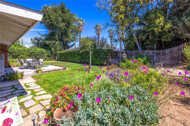 919 Chestnut Avenue, Redlands, CA 92373