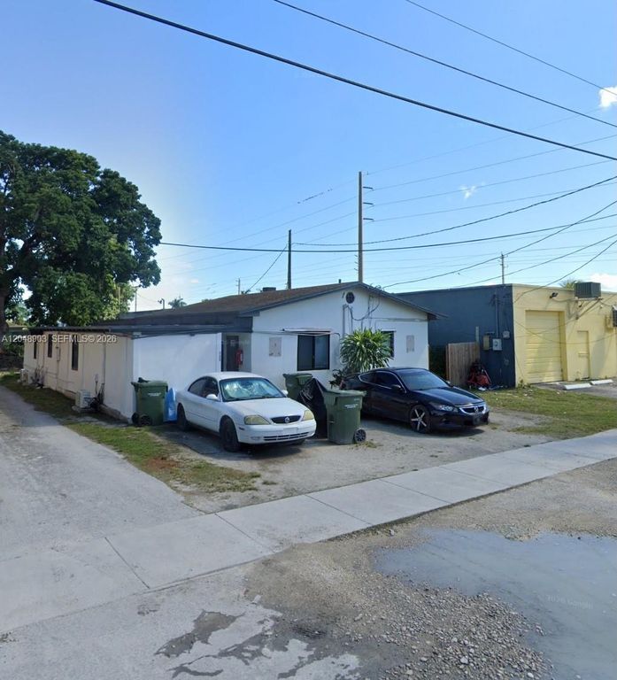 725 SW 1st Avenue 1, Homestead, FL 33030