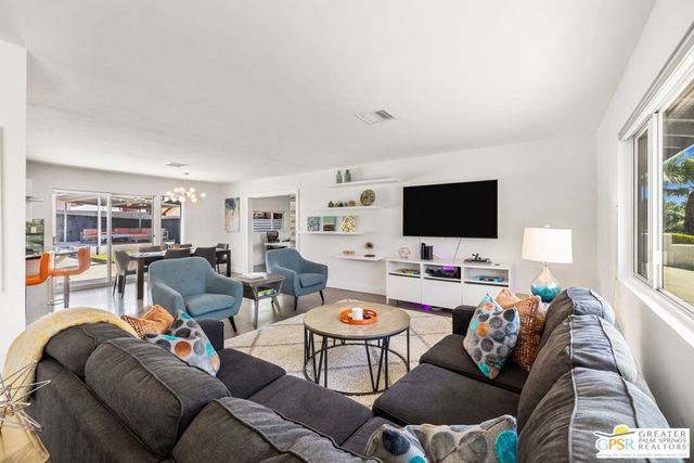 490 E Molino Road, Palm Springs, CA 92262