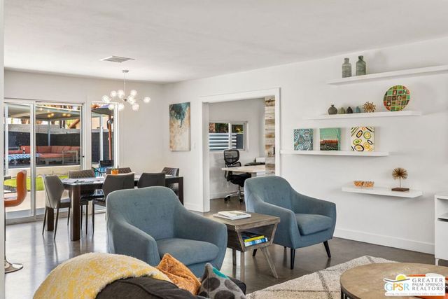 490 E Molino Road, Palm Springs, CA 92262
