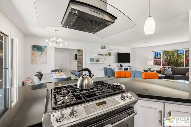490 E Molino Road, Palm Springs, CA 92262