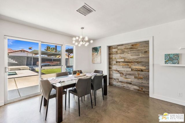 490 E Molino Road, Palm Springs, CA 92262