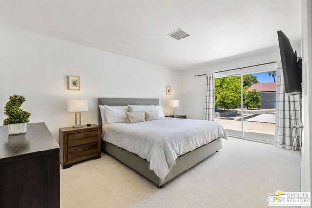 490 E Molino Road, Palm Springs, CA 92262