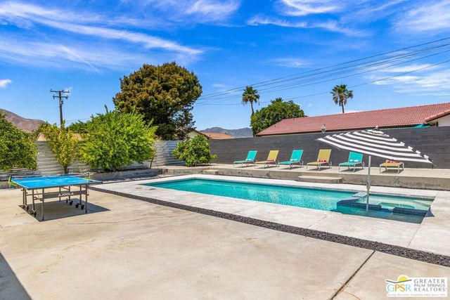 490 E Molino Road, Palm Springs, CA 92262