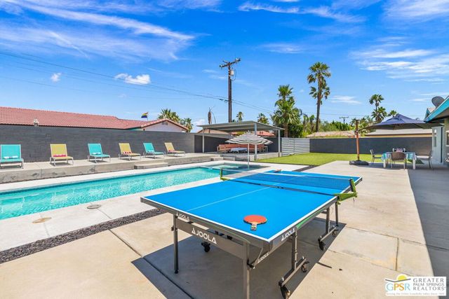 490 E Molino Road, Palm Springs, CA 92262