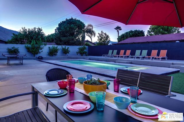 490 E Molino Road, Palm Springs, CA 92262