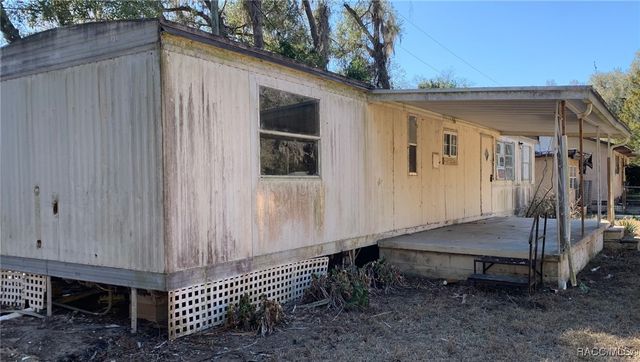 8832 E Freeman Court, Floral City, FL 34436