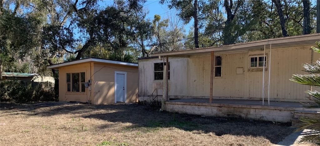 8832 E Freeman Court, Floral City, FL 34436