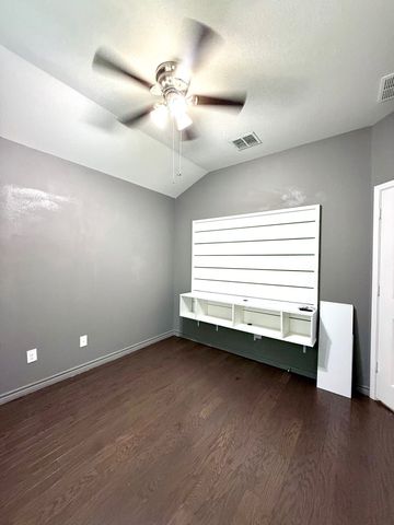 3728 Holly Brook Drive, Fort Worth, TX 76244