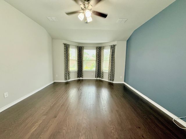 3728 Holly Brook Drive, Fort Worth, TX 76244