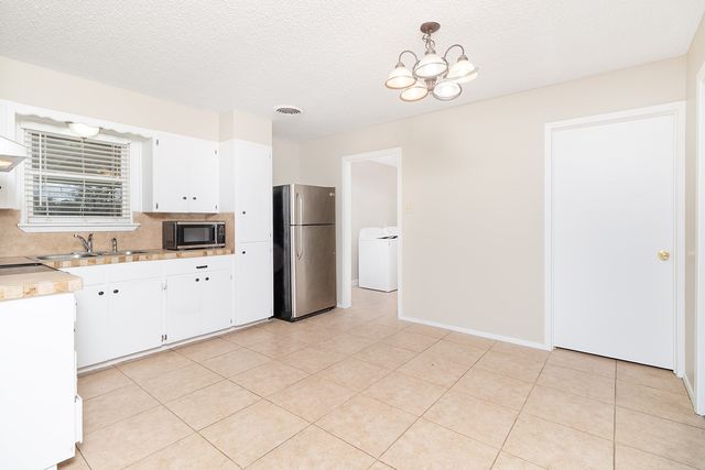 105 State, Brady, TX 76825