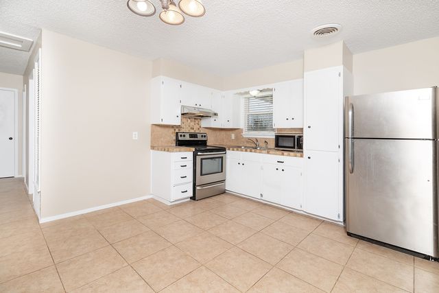 105 State, Brady, TX 76825