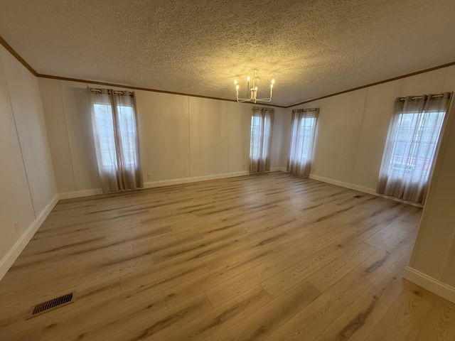 621 Cook Rd, Portland, TN 37148