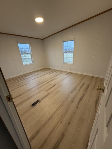 621 Cook Rd, Portland, TN 37148