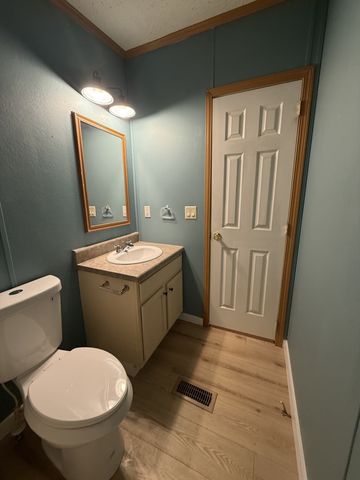 621 Cook Rd, Portland, TN 37148