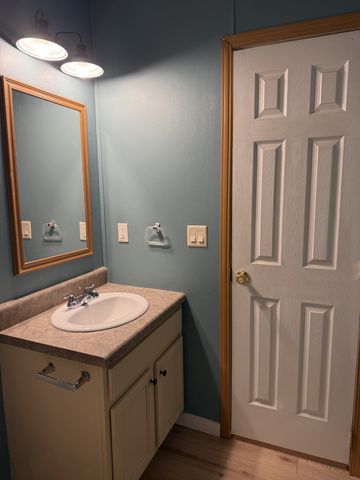 621 Cook Rd, Portland, TN 37148