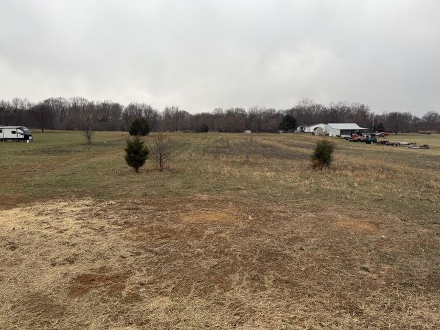 621 Cook Rd, Portland, TN 37148
