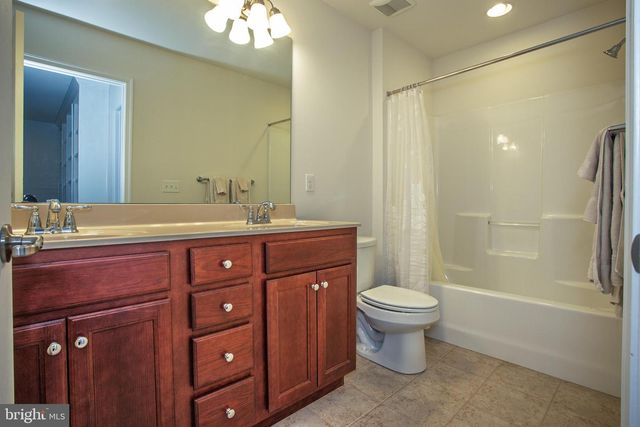 132 W SHORE DR, Milton, DE 19968