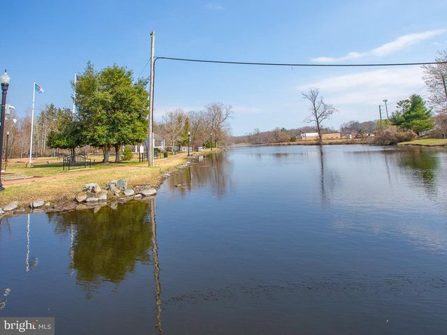 132 W SHORE DR, Milton, DE 19968
