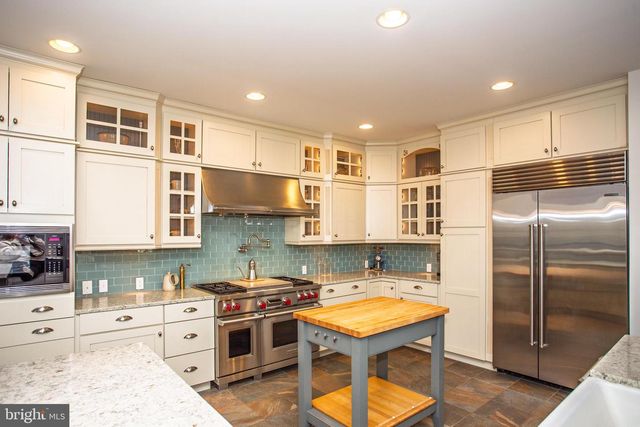 132 W SHORE DR, Milton, DE 19968