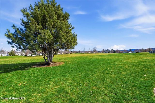 2472 W Warwick CT, Hayden, ID 83835