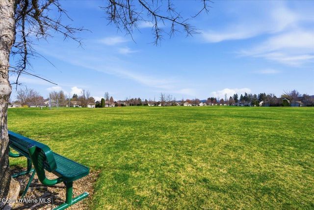 2472 W Warwick CT, Hayden, ID 83835