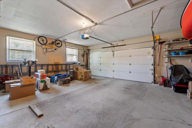W223N2276 Meadowood LANE, Waukesha, WI 53186