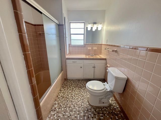 6702 White Oak Drive, Pensacola, FL 32503