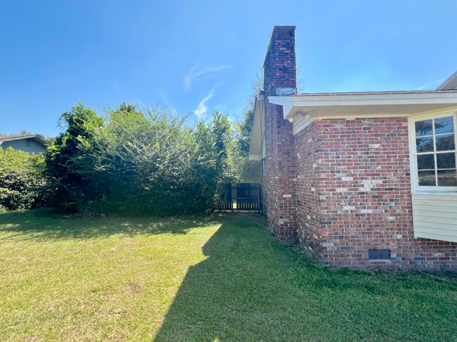 6702 White Oak Drive, Pensacola, FL 32503