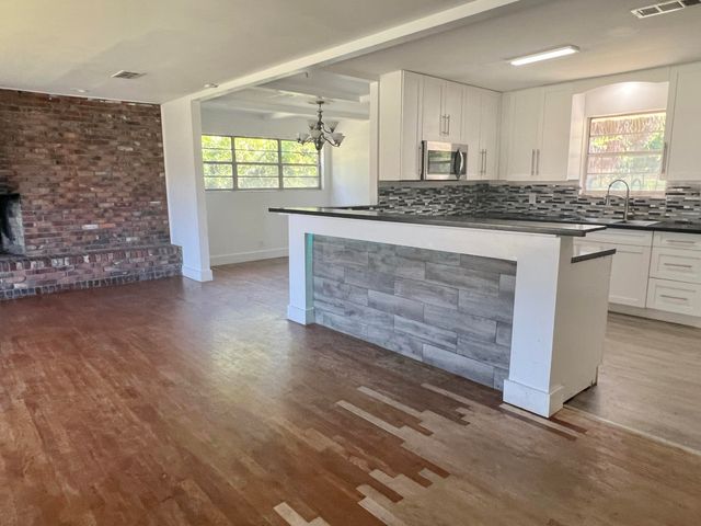 6702 White Oak Drive, Pensacola, FL 32503